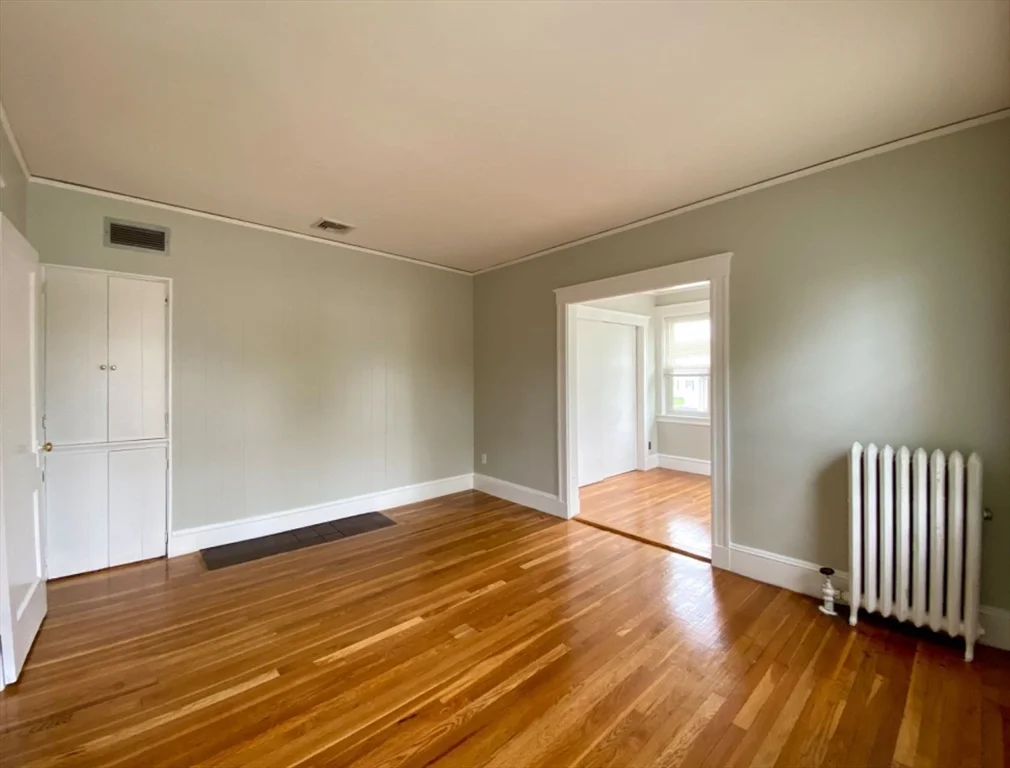 144 Ellison Park, Waltham