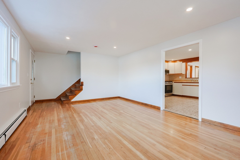23 Hunt St, Nashua
