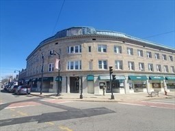 738 Washington St, Norwood