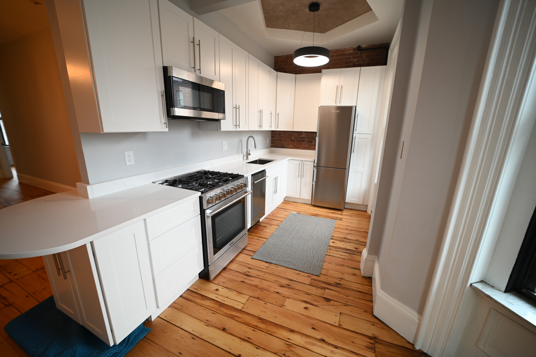 482 Columbus Ave, South End