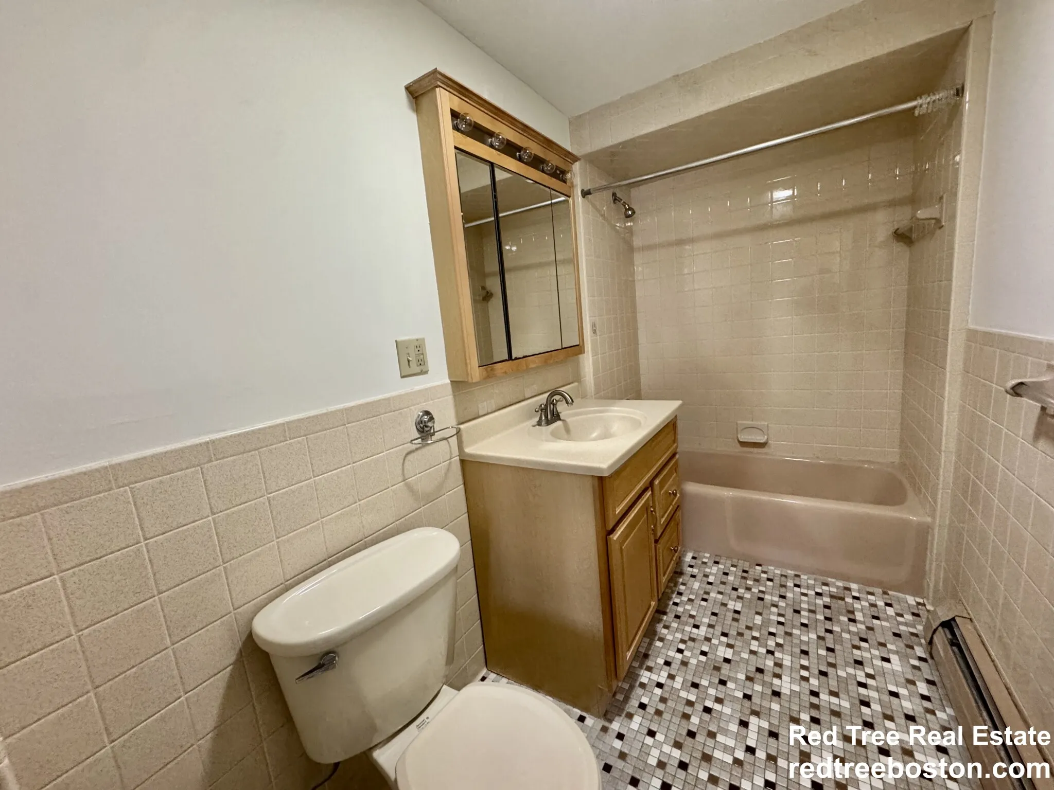 720 Cambridge St, Wellington-Harrington