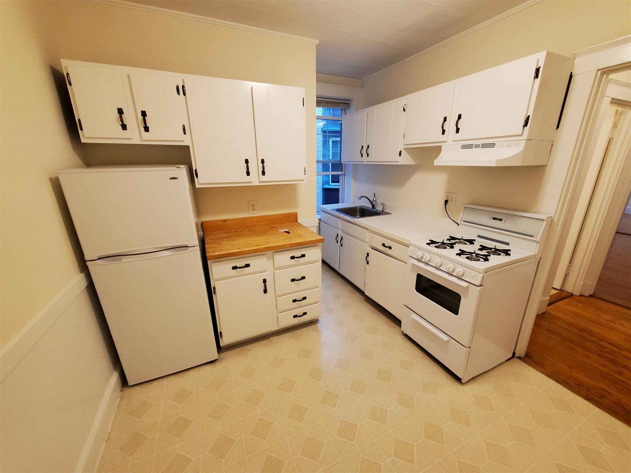 1 bed, 1 bath apartment for rent at 156 Summer St Unit 207, Porter Square — photo 8 of 11