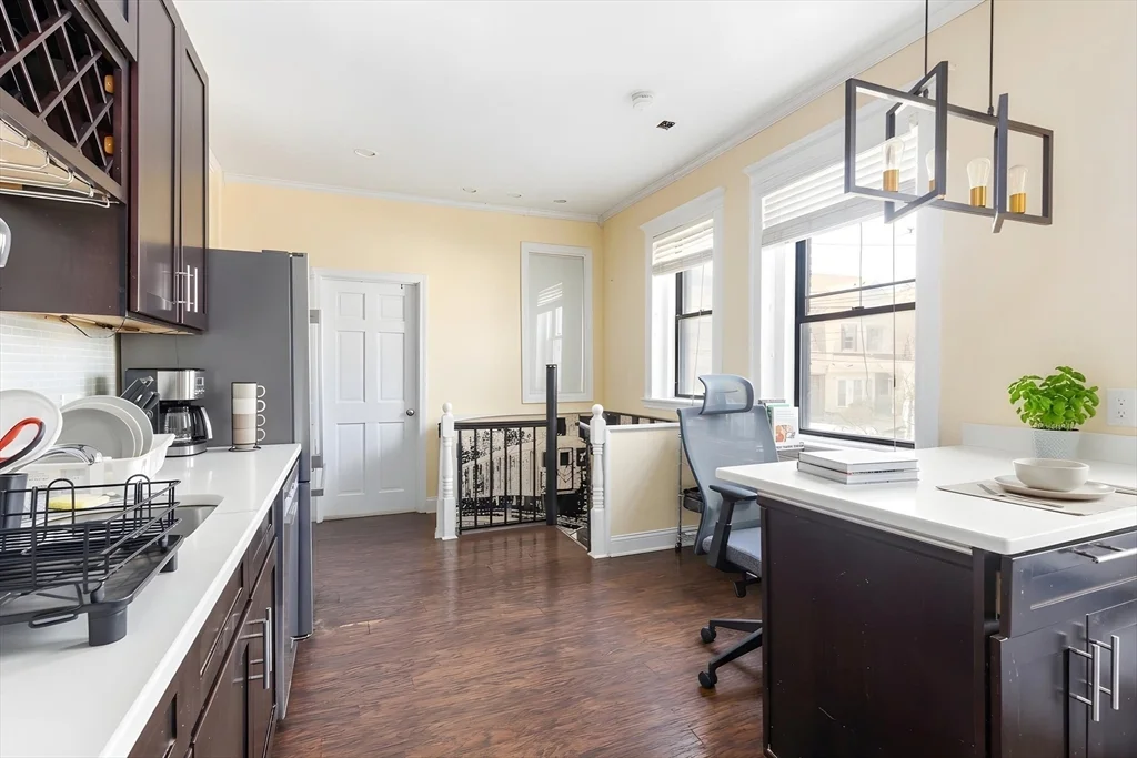 21 Royal St, Allston
