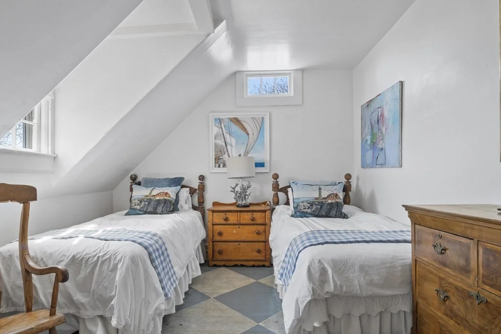 86 Centre St, Nantucket