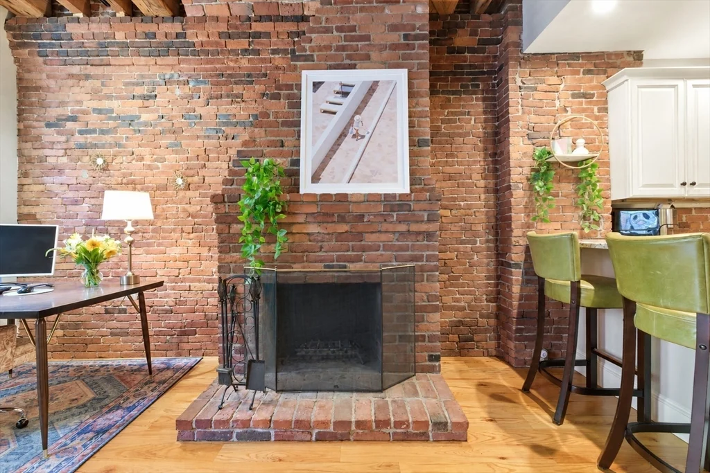 122 Fulton St, North End