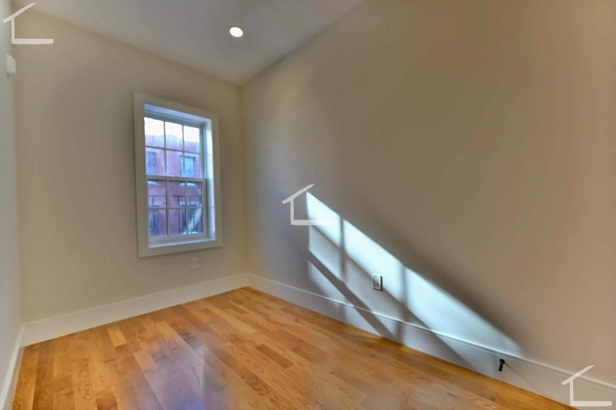 18 Winchester St, Back Bay