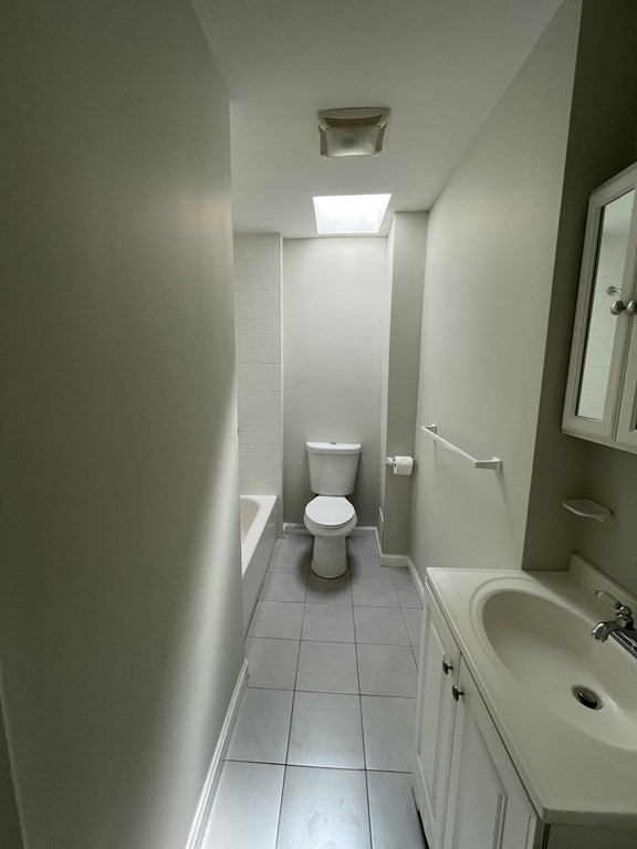 2 bed, 1 bath apartment for rent at 306 Saratoga St Unit 3, East Boston — photo 8 of 8