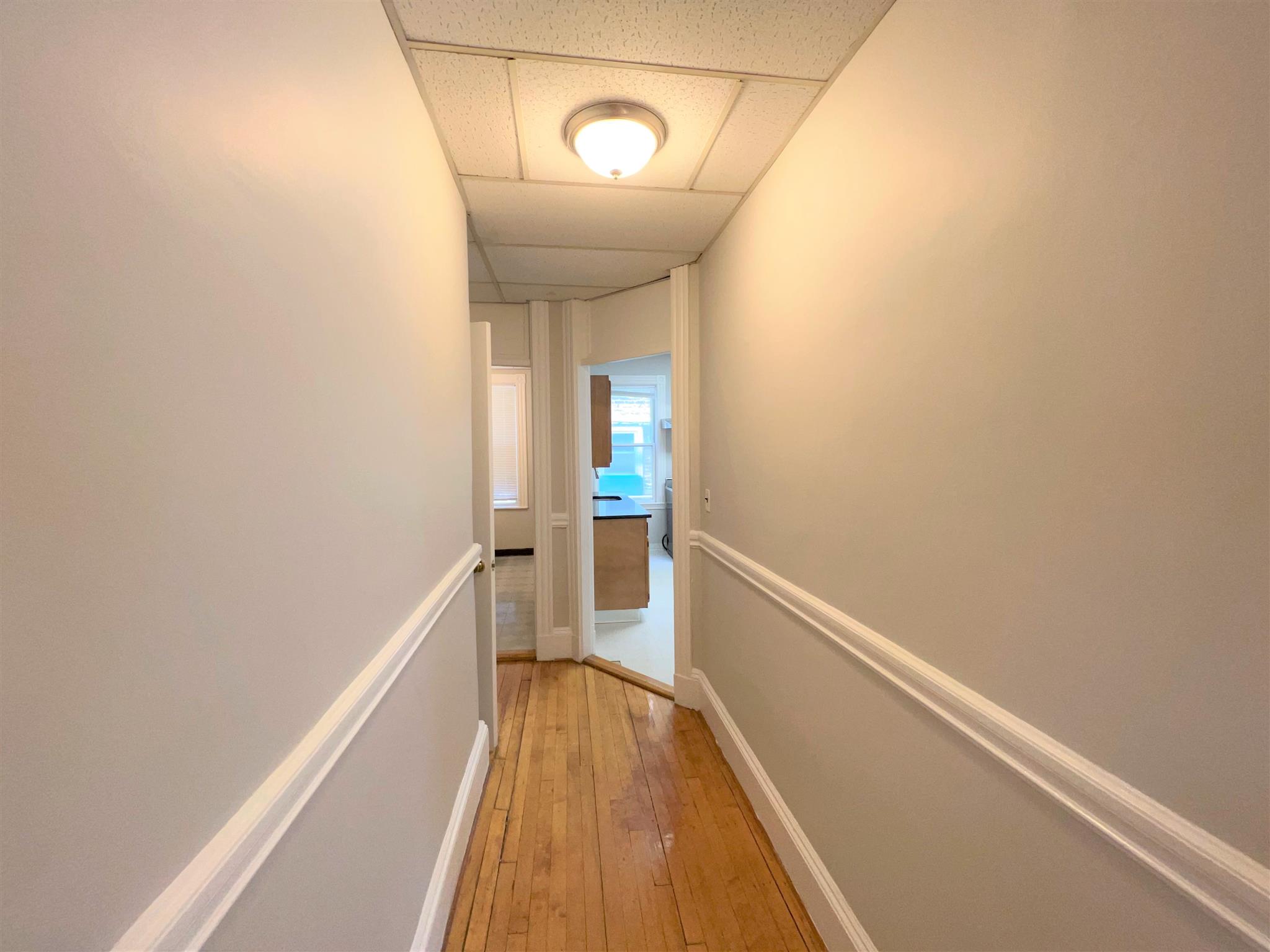 3 bed, 1 bath apartment for rent at 12 Pleasant St Unit 12, Central Square — photo 4 of 17