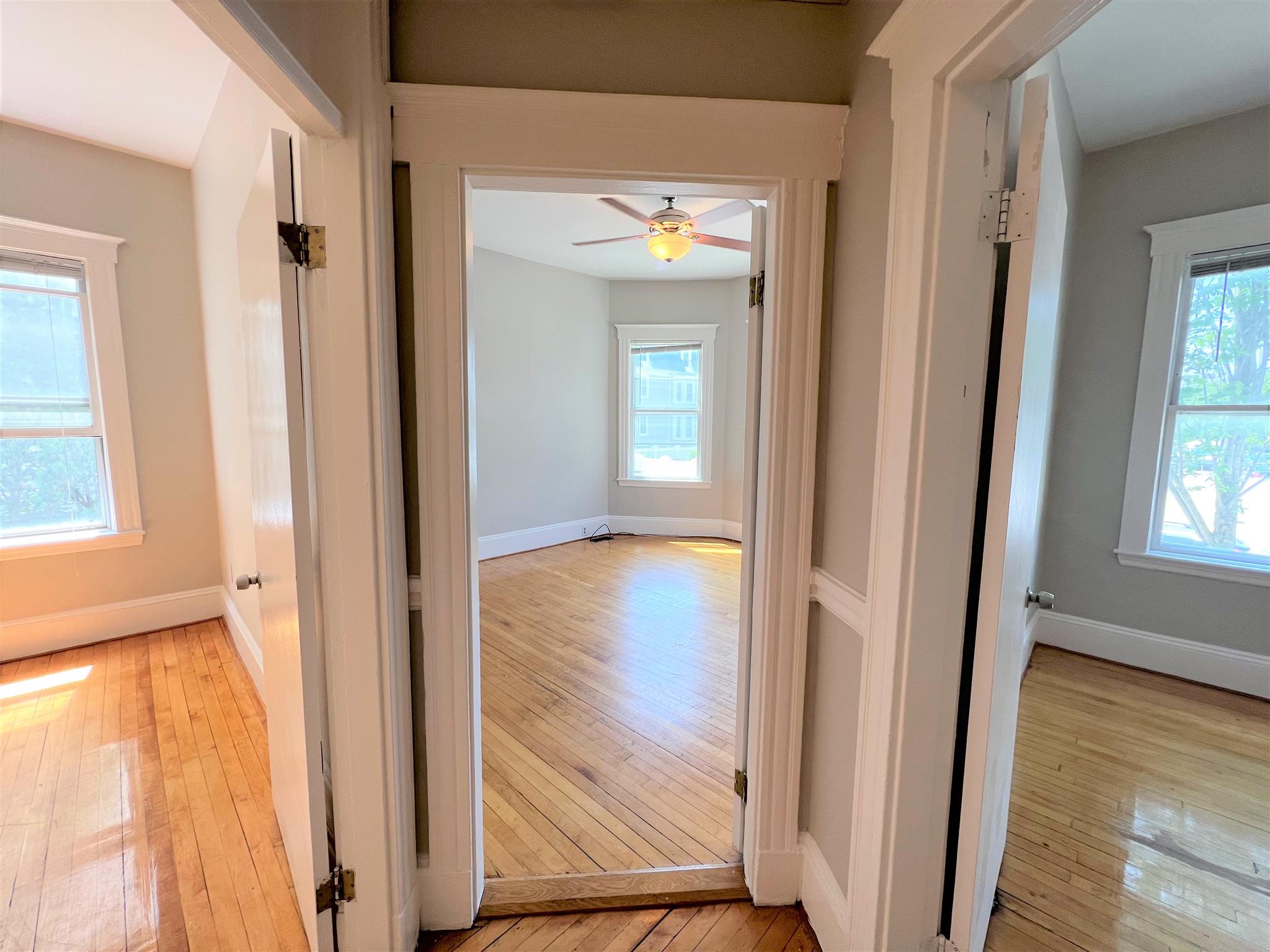 3 bed, 1 bath apartment for rent at 12 Pleasant St Unit 12, Central Square — photo 6 of 17