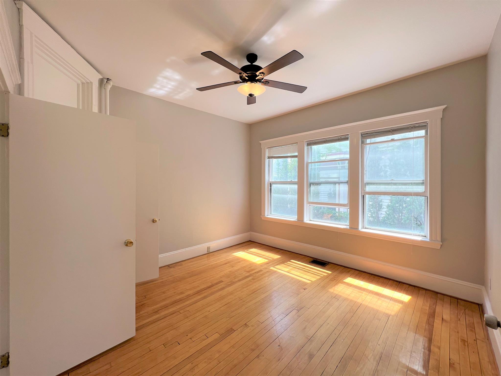 3 bed, 1 bath apartment for rent at 12 Pleasant St Unit 12, Central Square — photo 9 of 17