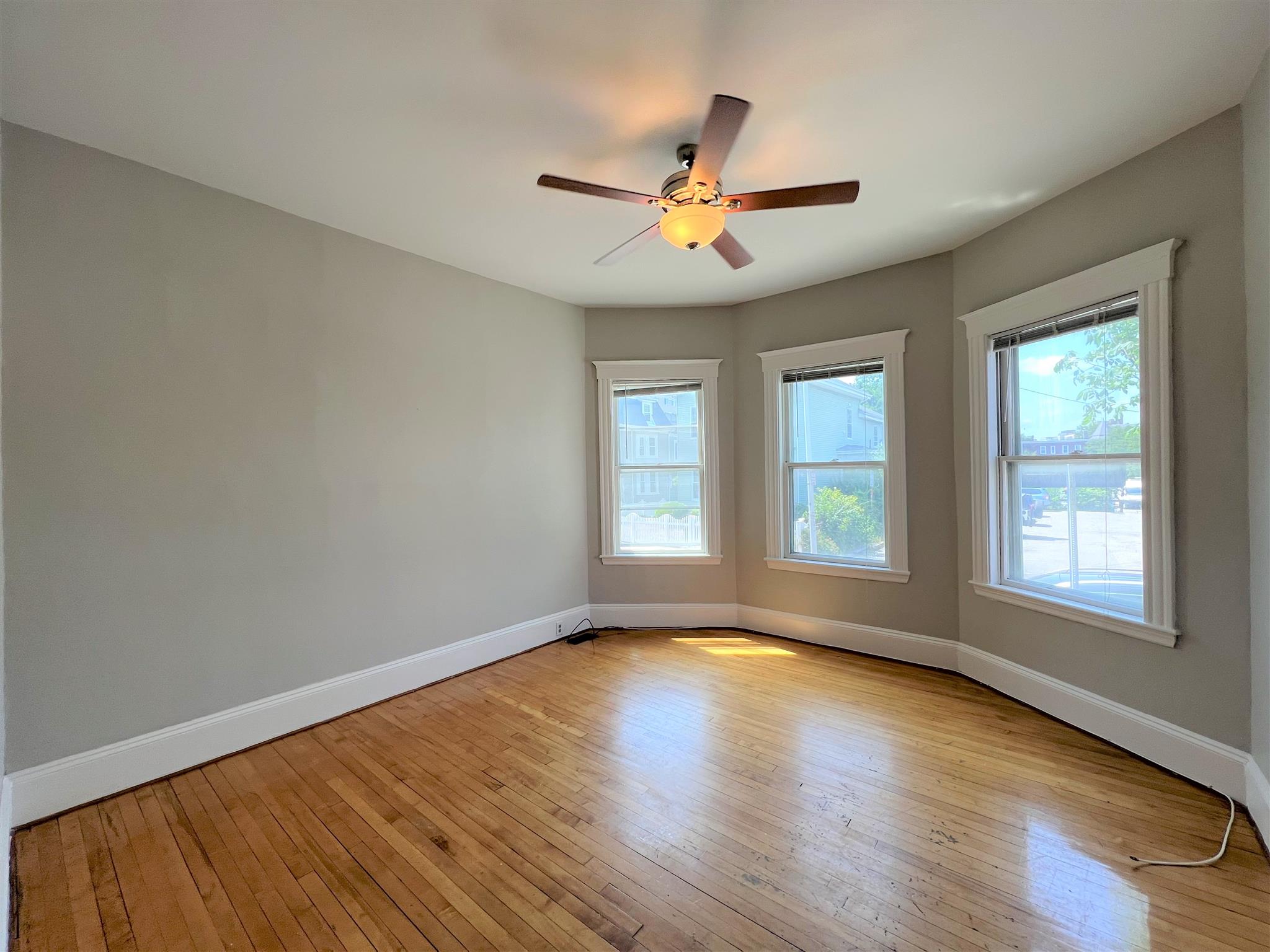 3 bed, 1 bath apartment for rent at 12 Pleasant St Unit 12, Central Square — photo 12 of 17