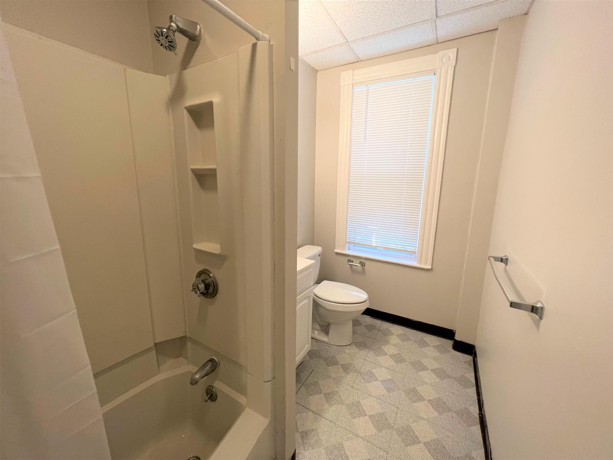 3 bed, 1 bath apartment for rent at 12 Pleasant St Unit 12, Central Square — photo 15 of 17