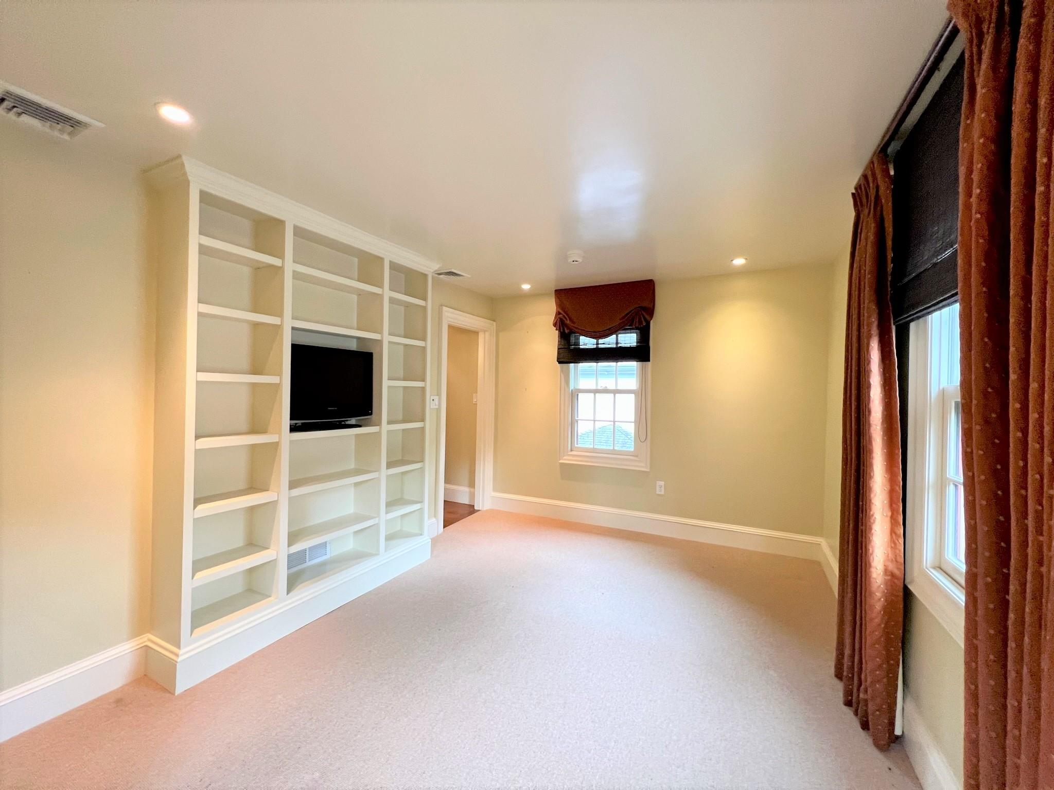 3 bed, 3.5 bath apartment for rent at 9 Foster Pl Unit 1, Harvard Square — photo 18 of 20