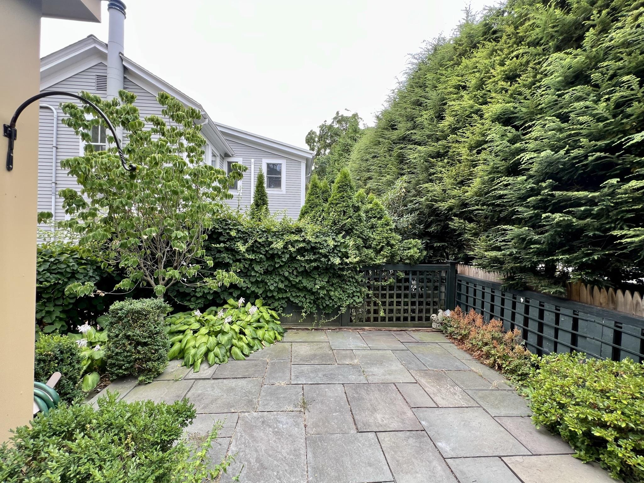 3 bed, 3.5 bath apartment for rent at 9 Foster Pl Unit 1, Harvard Square — photo 4 of 20