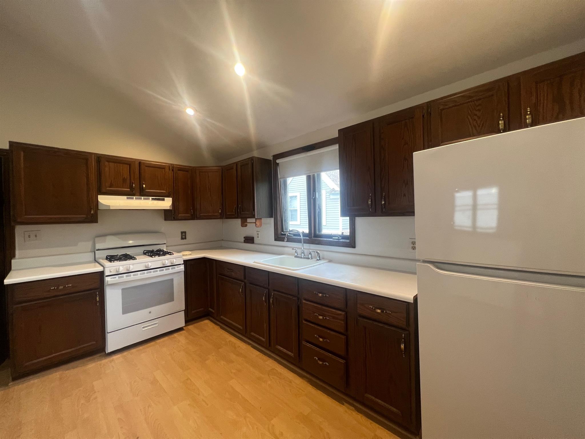 2.5 bed, 1 bath apartment for rent at 186 Powder House Blvd, Teele Square — photo 1 of 17