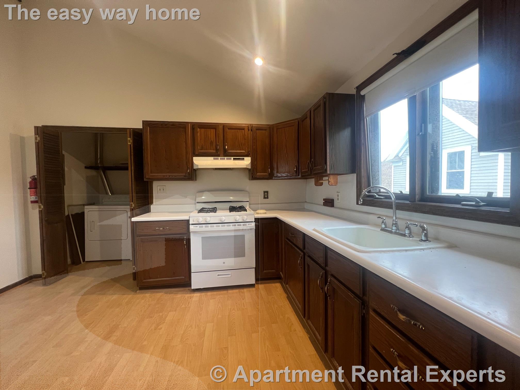 2.5 bed, 1 bath apartment for rent at 186 Powder House Blvd Unit 2, Teele Square — photo 2 of 17