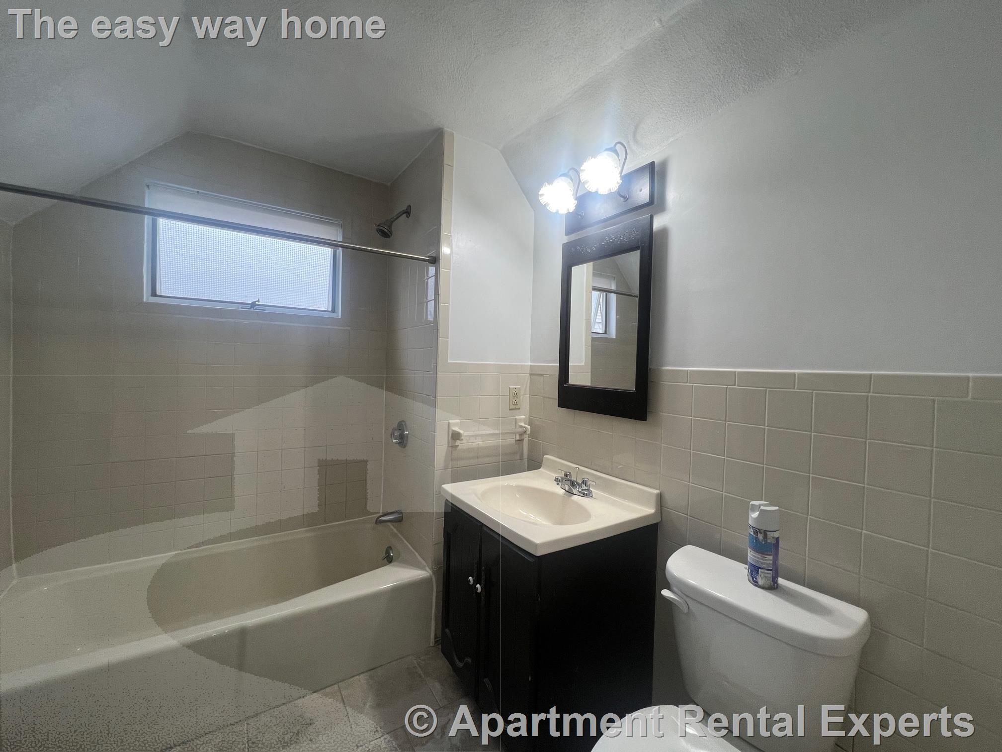 2.5 bed, 1 bath apartment for rent at 186 Powder House Blvd Unit 2, Teele Square — photo 8 of 17