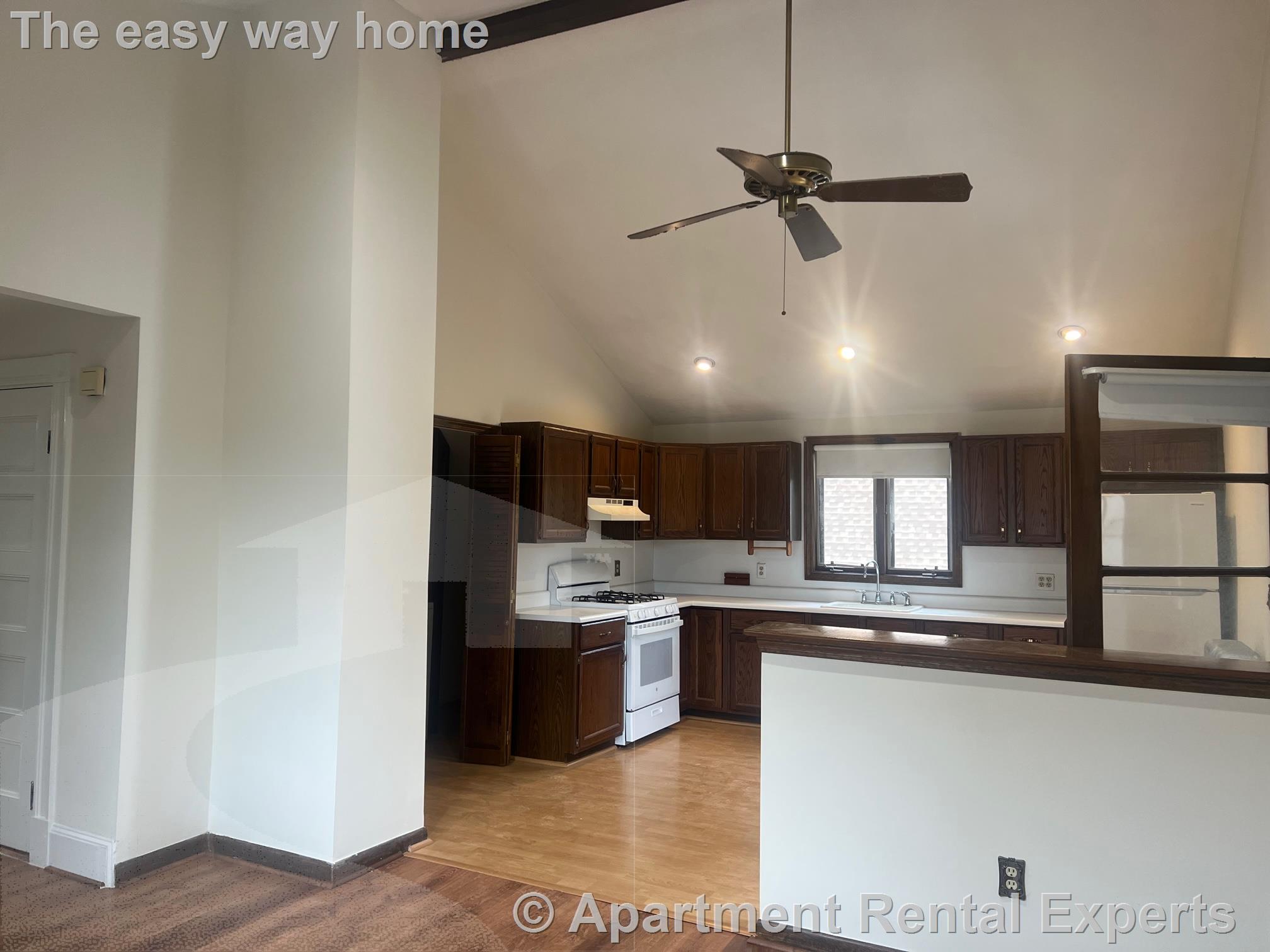 2.5 bed, 1 bath apartment for rent at 186 Powder House Blvd Unit 2, Teele Square — photo 13 of 17