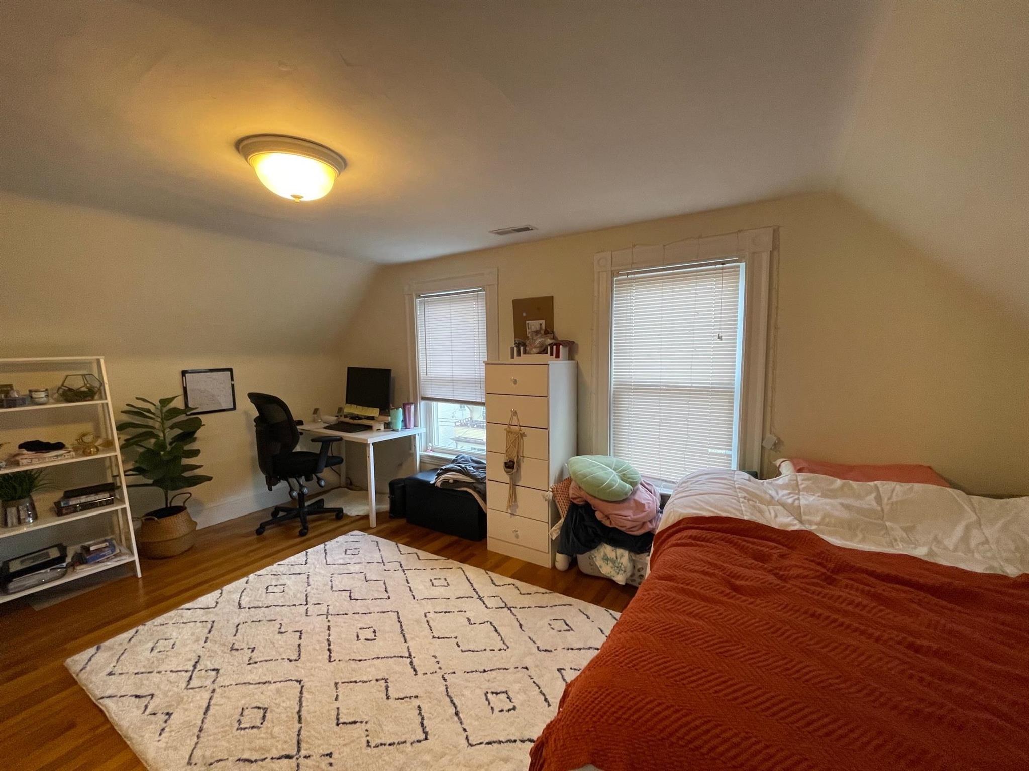 2 bed, 1 bath apartment for rent at 32 Pearson Rd Unit 3, Ball Square — photo 14 of 15