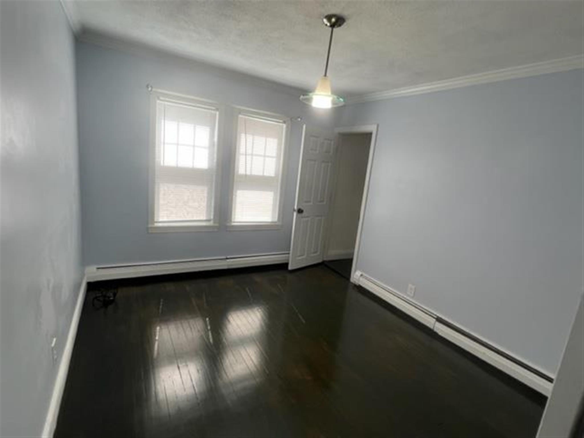 3 bed, 1 bath apartment for rent at 22 Gordon St Unit 1, Teele Square — photo 9 of 12