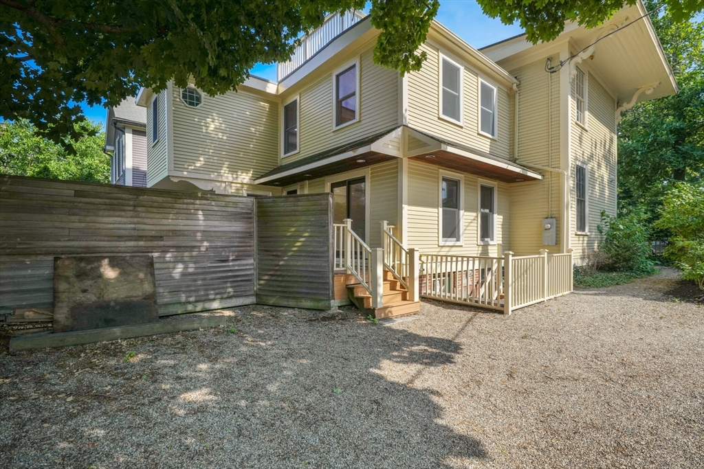 259 Mount Auburn, Harvard Square