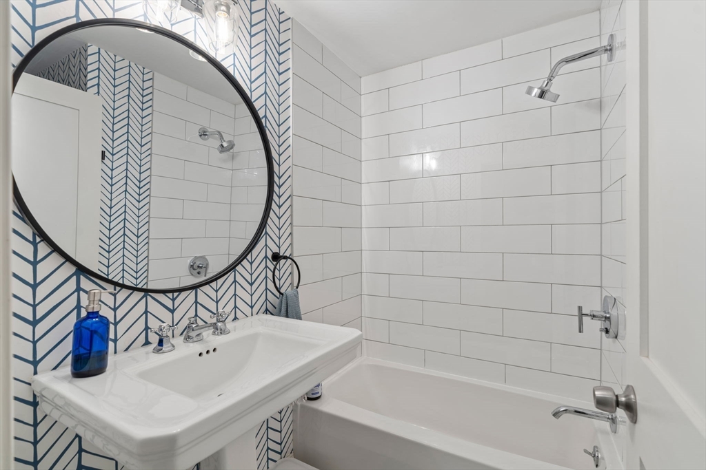 11 Taft St, Marblehead