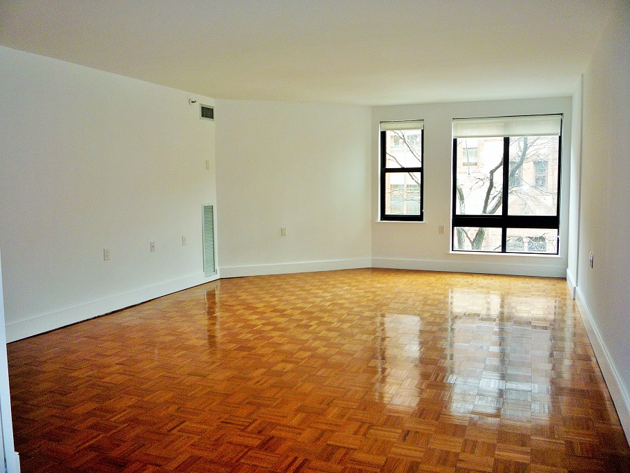 1 bed, 1 bath apartment for rent at 28 Exeter St Unit 704, Back Bay — photo 2 of 4