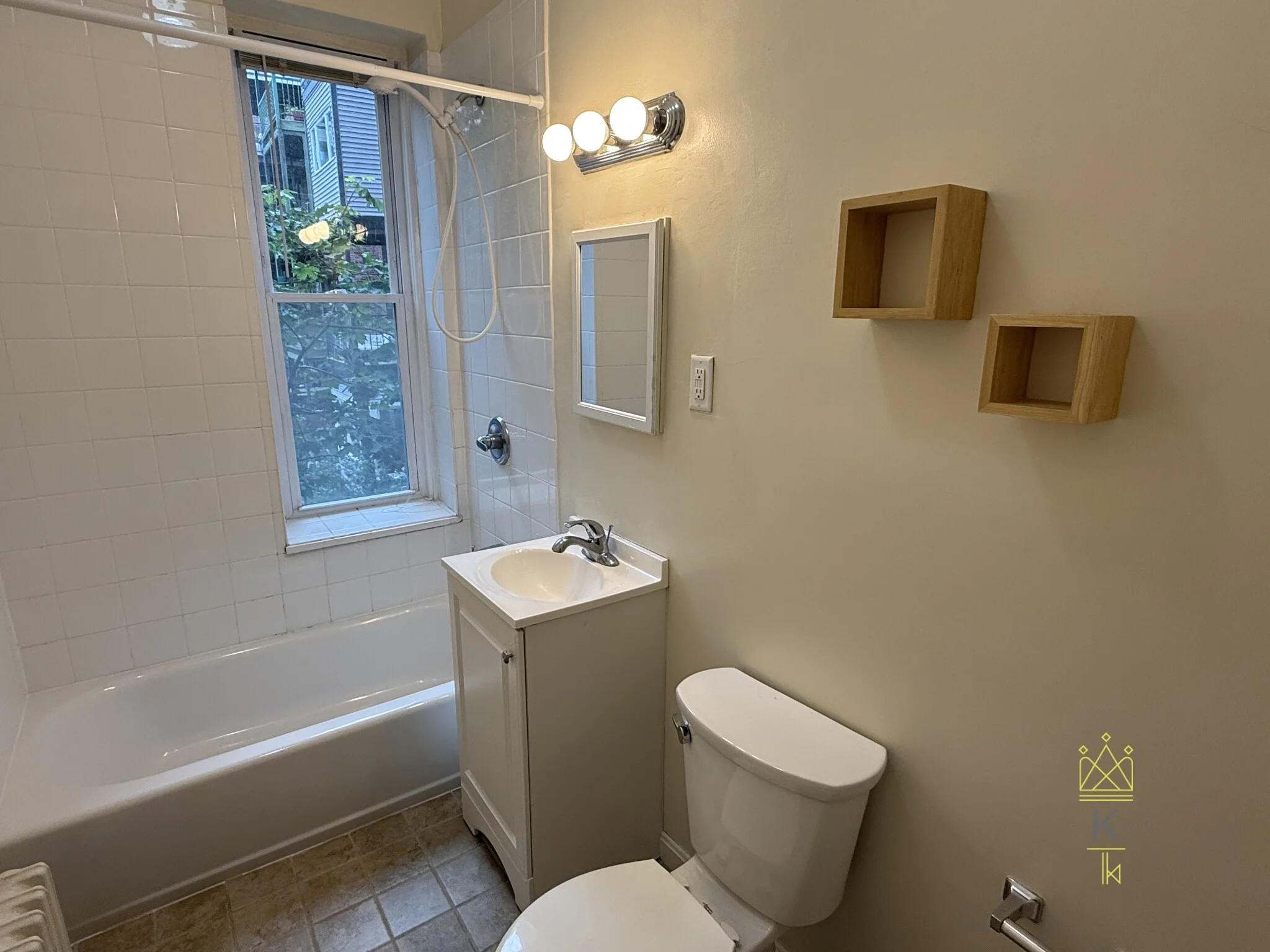 1477 Beacon St, Griggs Park