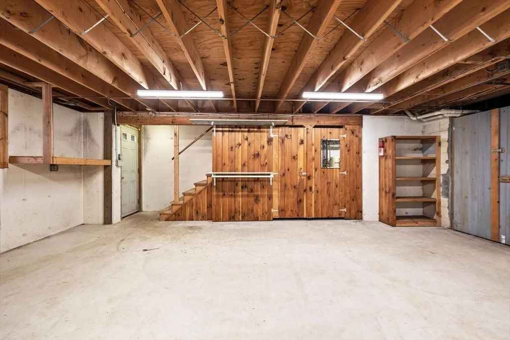 66 Converse Rd, Marion