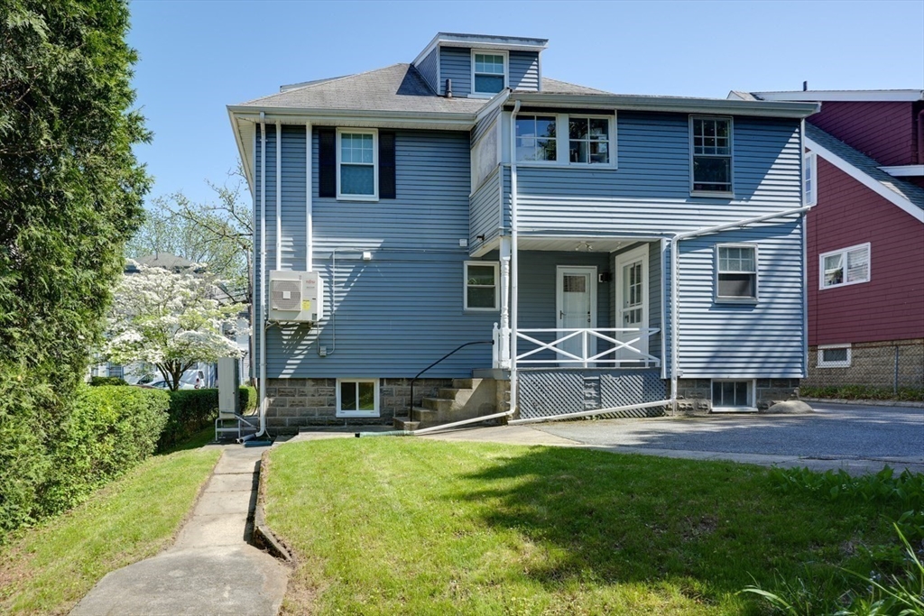 21 Fessenden Rd, Arlington