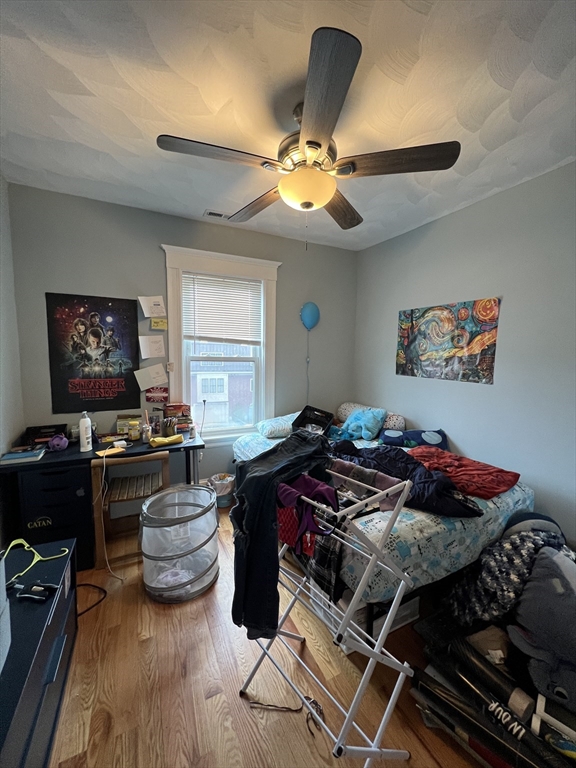 4 bed, 2 bath apartment for rent at 307 Highland Ave Unit 3A, Powder House Square — photo 10 of 28