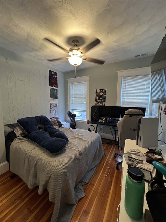 4 bed, 2 bath apartment for rent at 307 Highland Ave Unit 3A, Powder House Square — photo 13 of 28