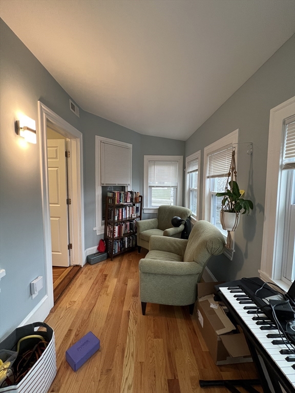 4 bed, 2 bath apartment for rent at 307 Highland Ave Unit 3A, Powder House Square — photo 24 of 28