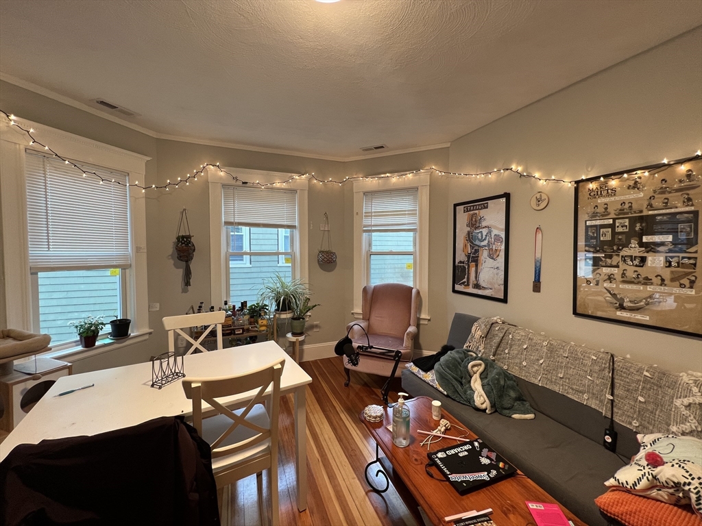 4 bed, 2 bath apartment for rent at 307 Highland Ave Unit 3A, Powder House Square — photo 26 of 28