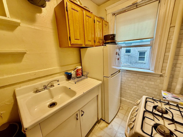 1203 Boylston St, Fenway