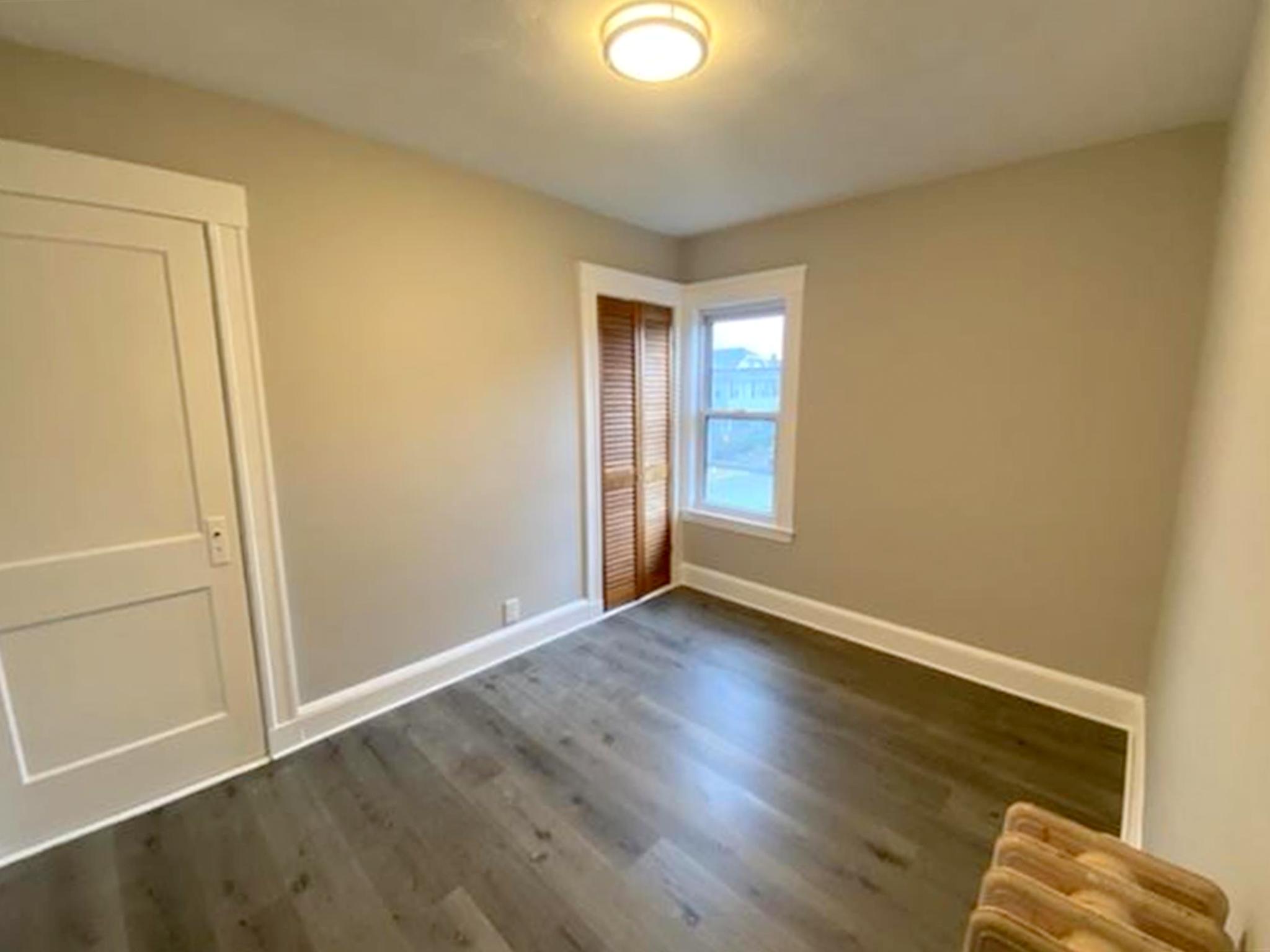 2.5 bed, 1 bath apartment for rent at 11 Goldsmith Ave Unit 11, Medford — photo 11 of 12