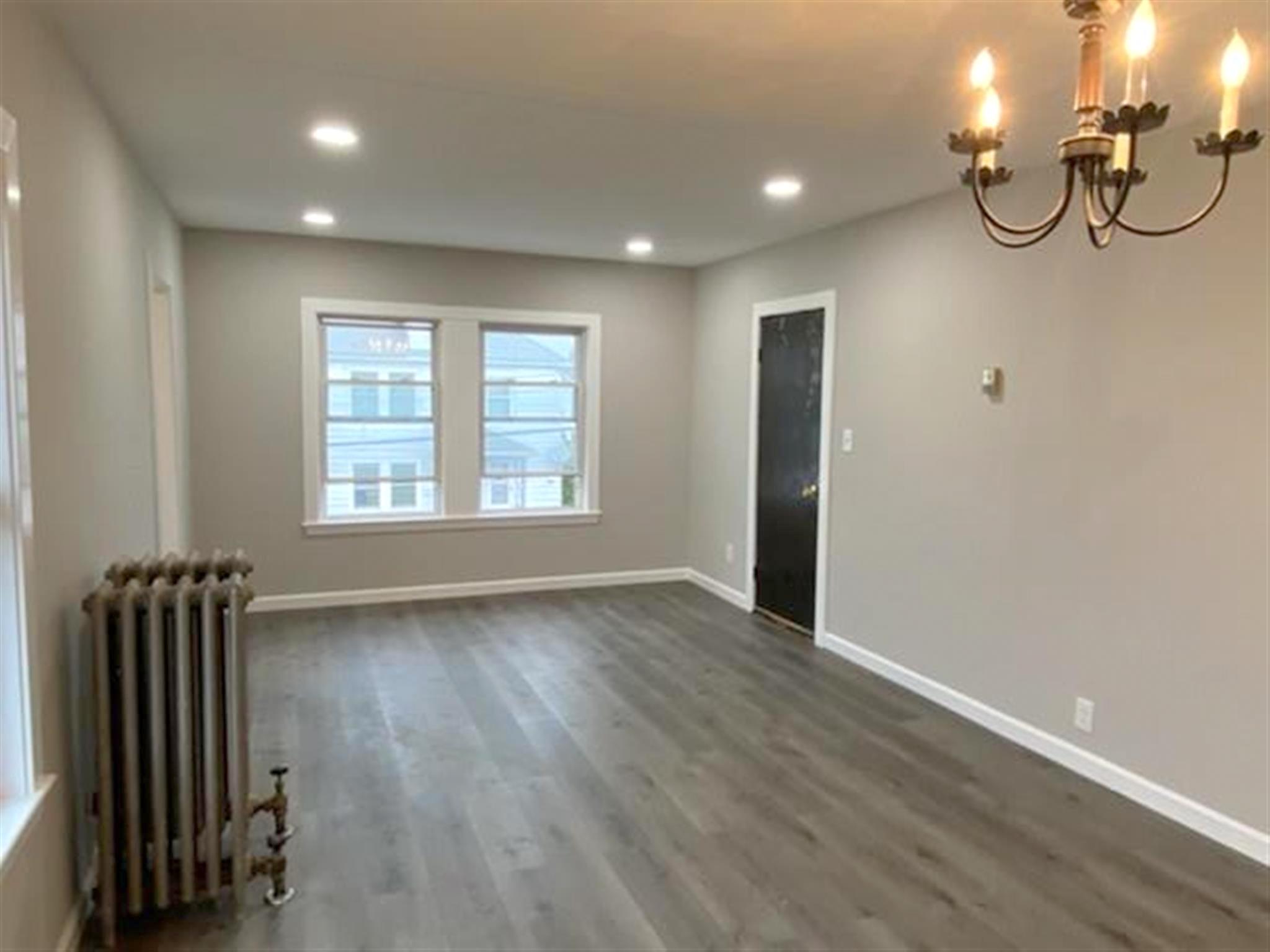 2.5 bed, 1 bath apartment for rent at 11 Goldsmith Ave Unit 11, Medford — photo 5 of 12