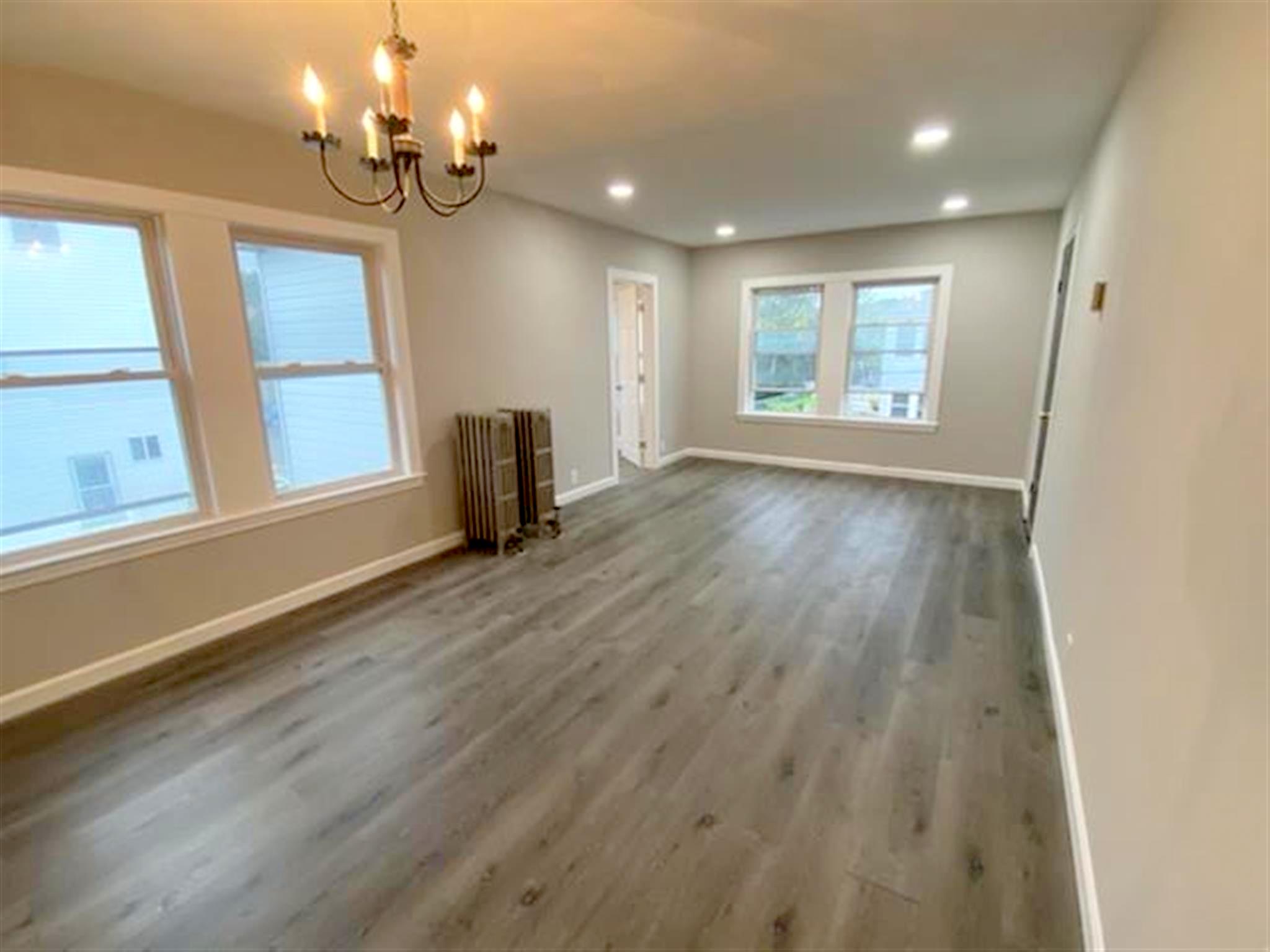 2.5 bed, 1 bath apartment for rent at 11 Goldsmith Ave Unit 11, Medford — photo 4 of 12