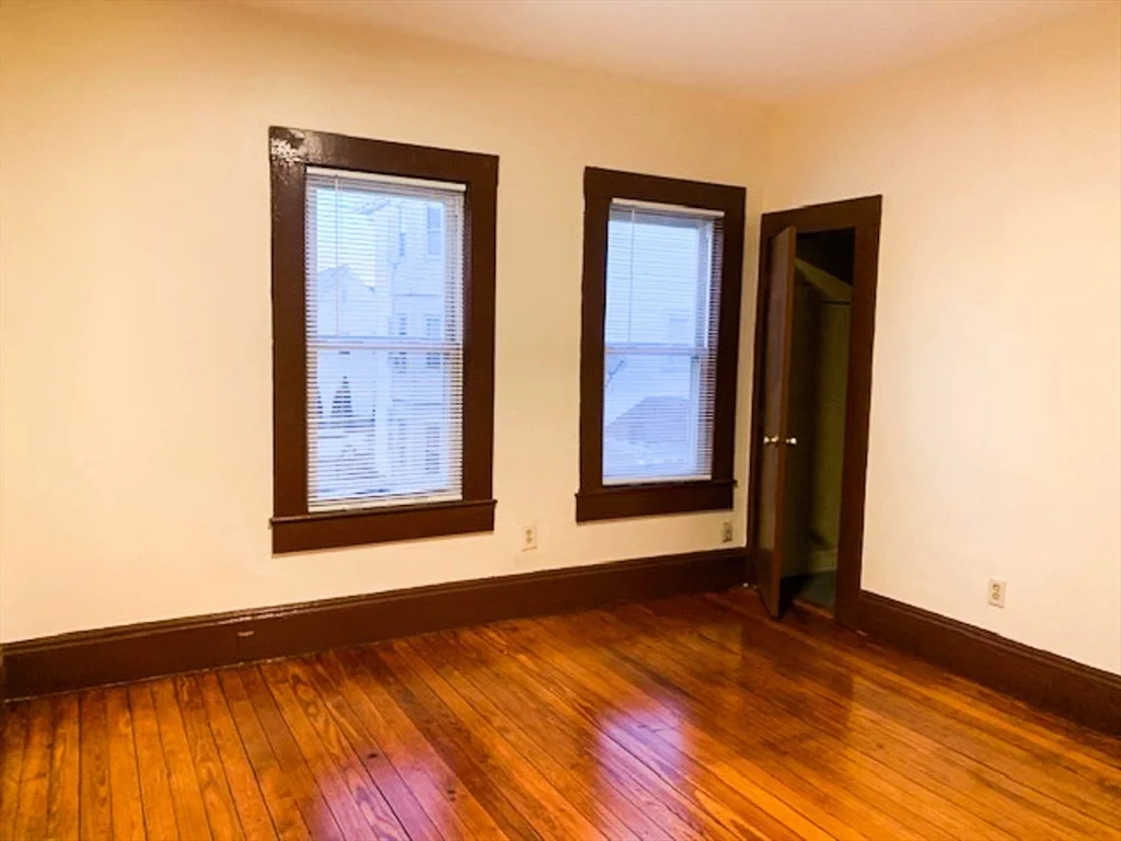 436 Warren Ave, Brockton