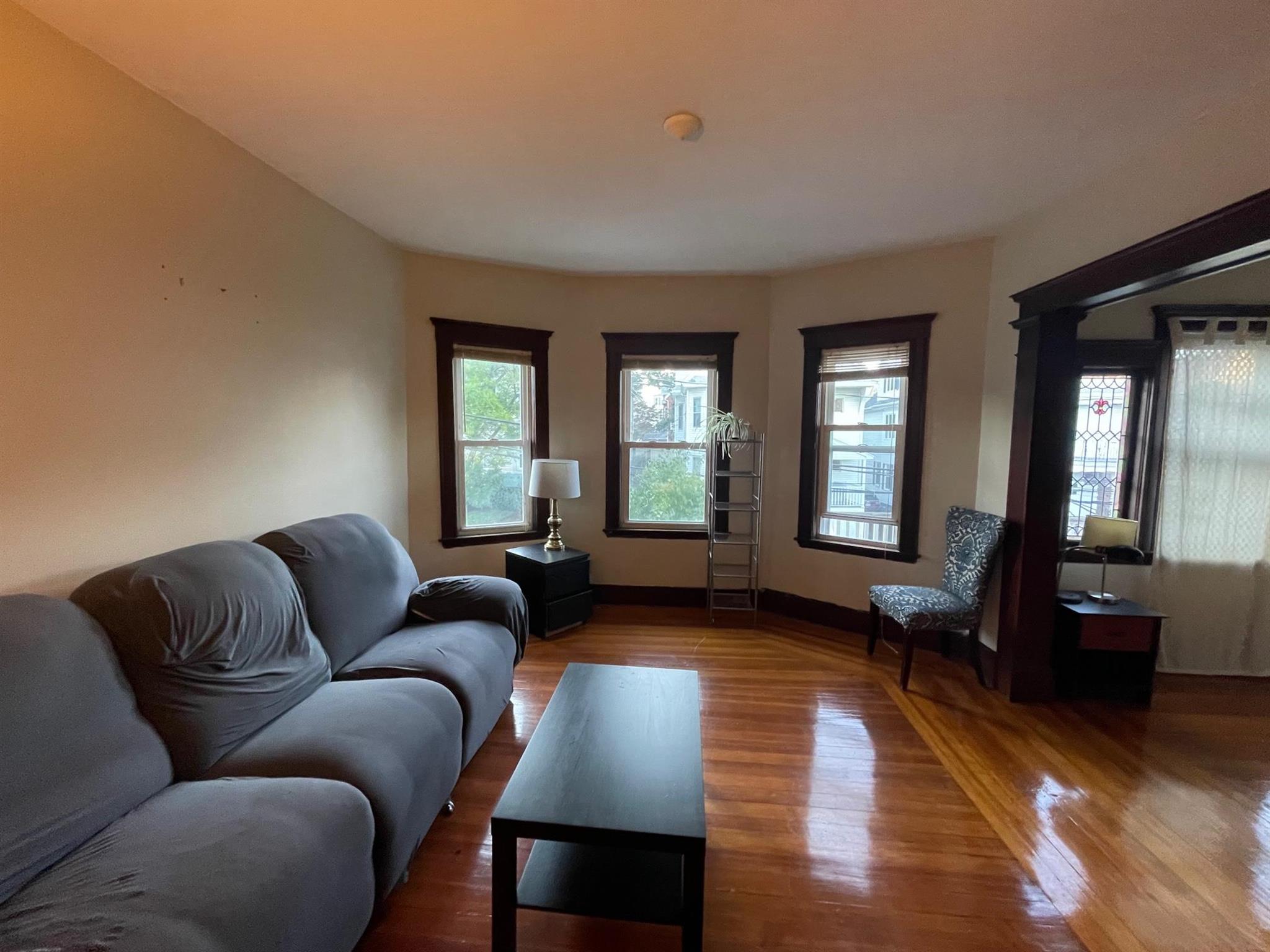 4 bed, 1 bath apartment for rent at 19 Lovell St Unit 2A, Teele Square — photo 16 of 18