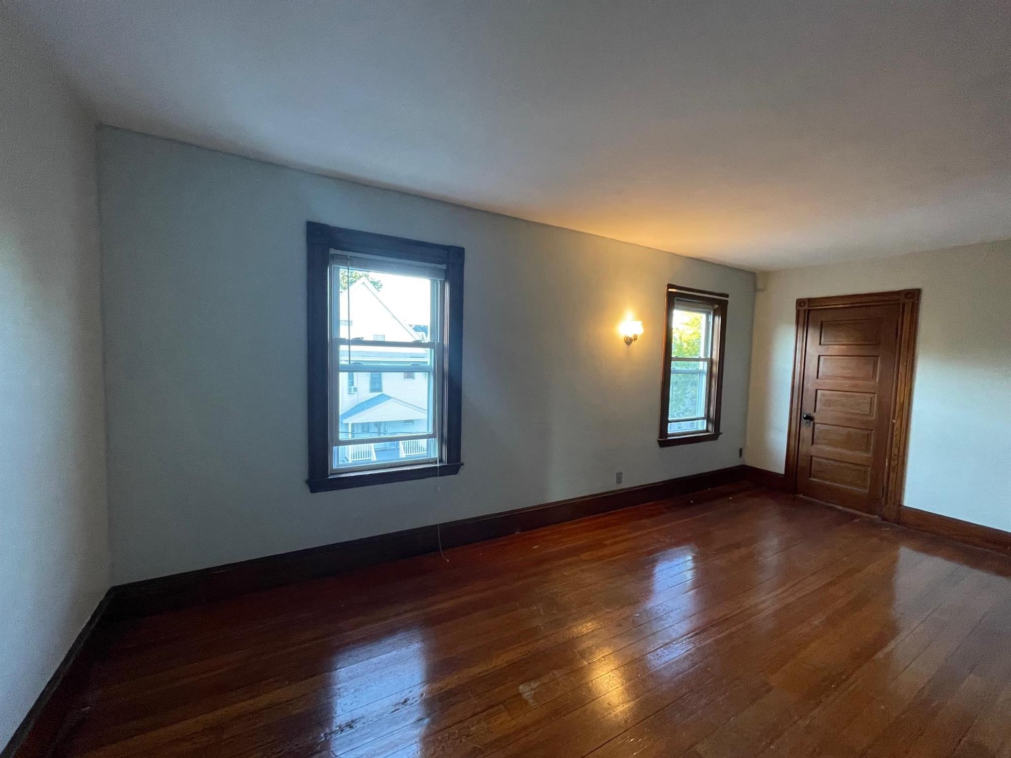 4 bed, 1 bath apartment for rent at 19 Lovell St Unit 2A, Teele Square — photo 8 of 18