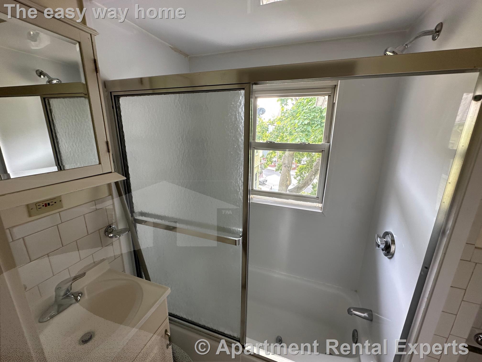 5 Adams St, Winter Hill