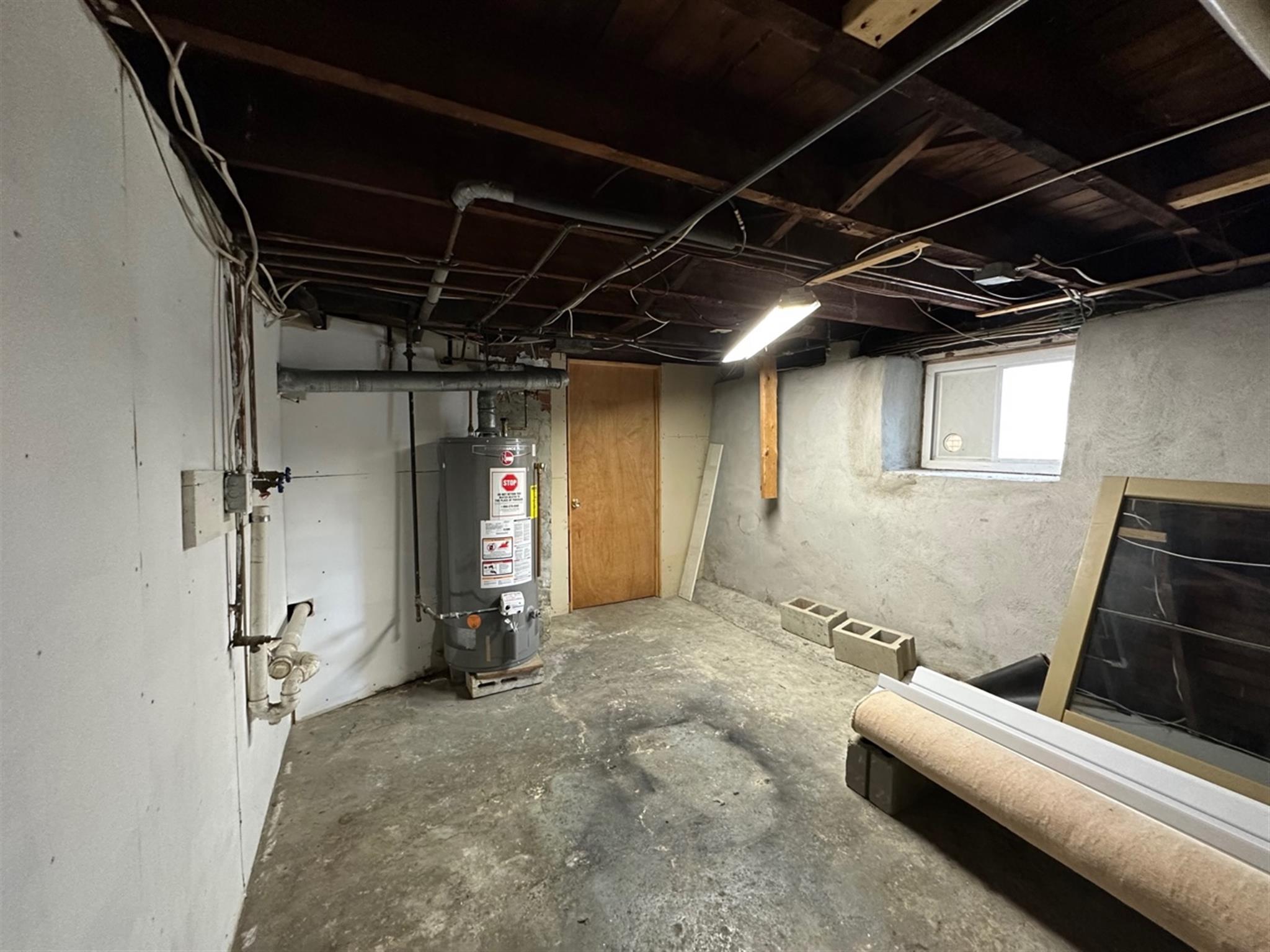 2 bed, 1 bath apartment for rent at 306 Fellsway Unit 1, Medford — photo 3 of 15