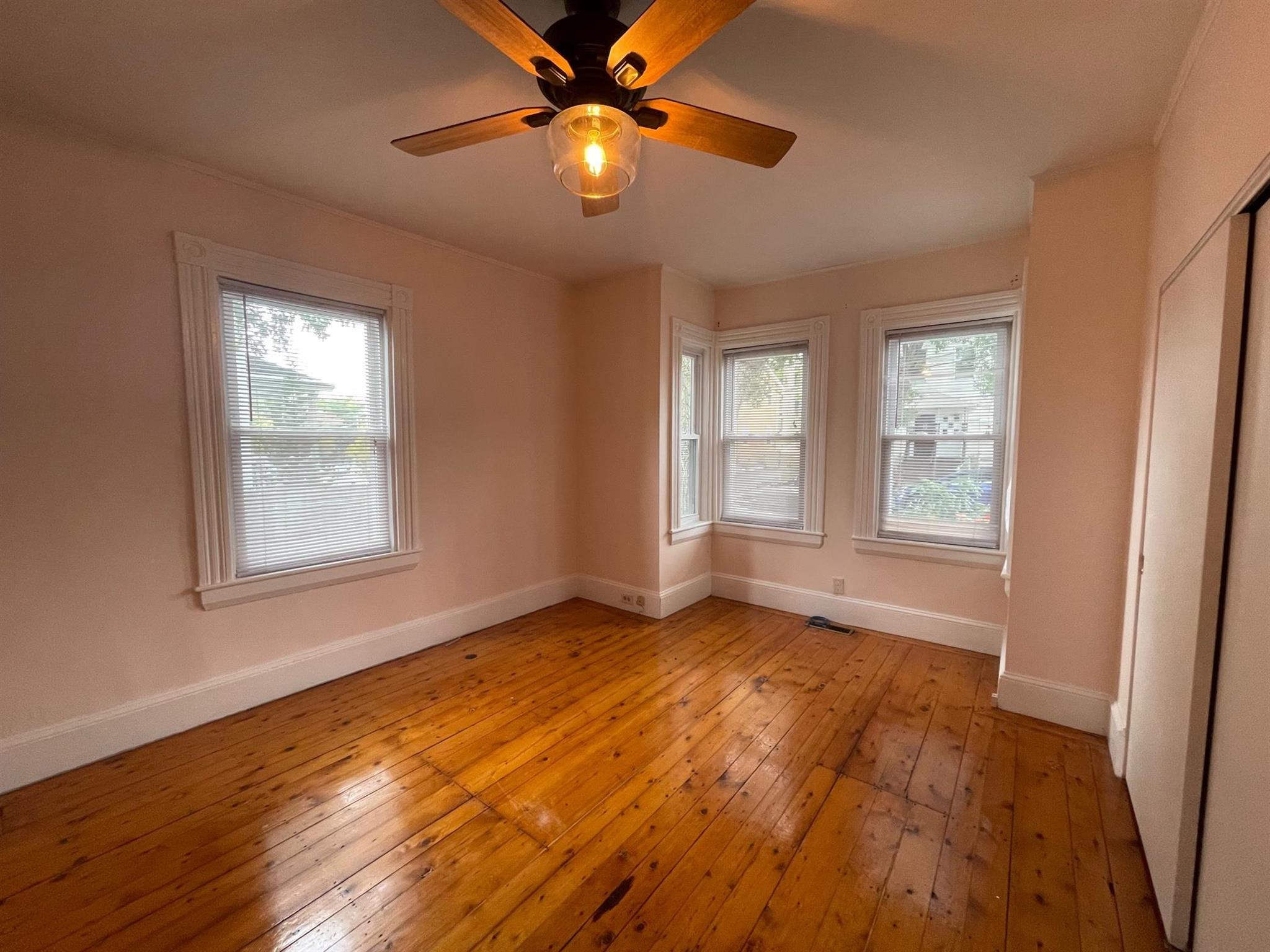 2 bed, 1 bath apartment for rent at 11 Prescott St Unit 1, Union Square — photo 13 of 18