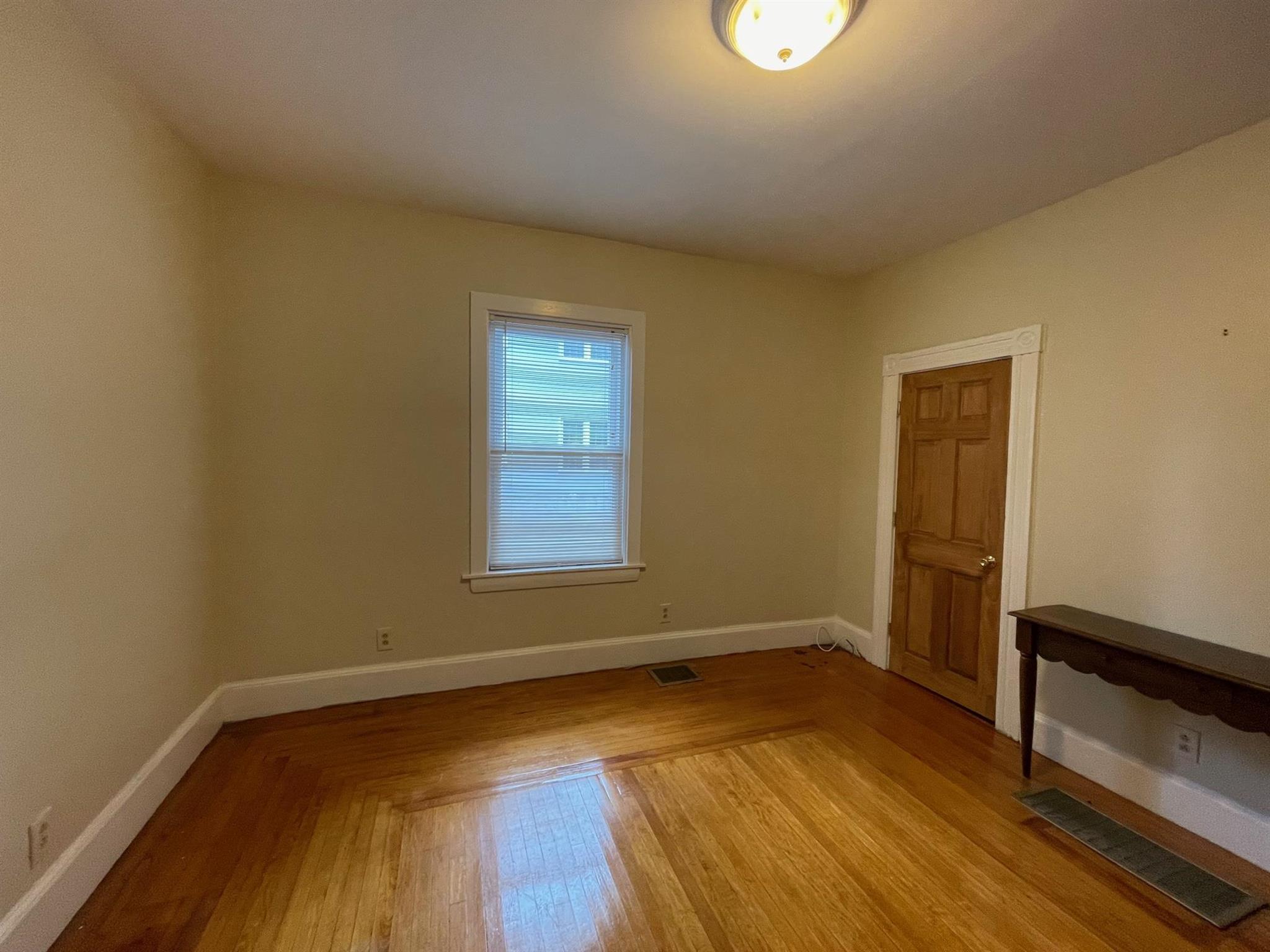 2 bed, 1 bath apartment for rent at 11 Prescott St Unit 1, Union Square — photo 16 of 18