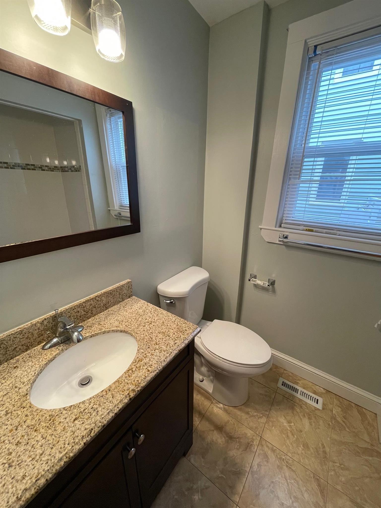 2 bed, 1 bath apartment for rent at 11 Prescott St Unit 1, Union Square — photo 5 of 18