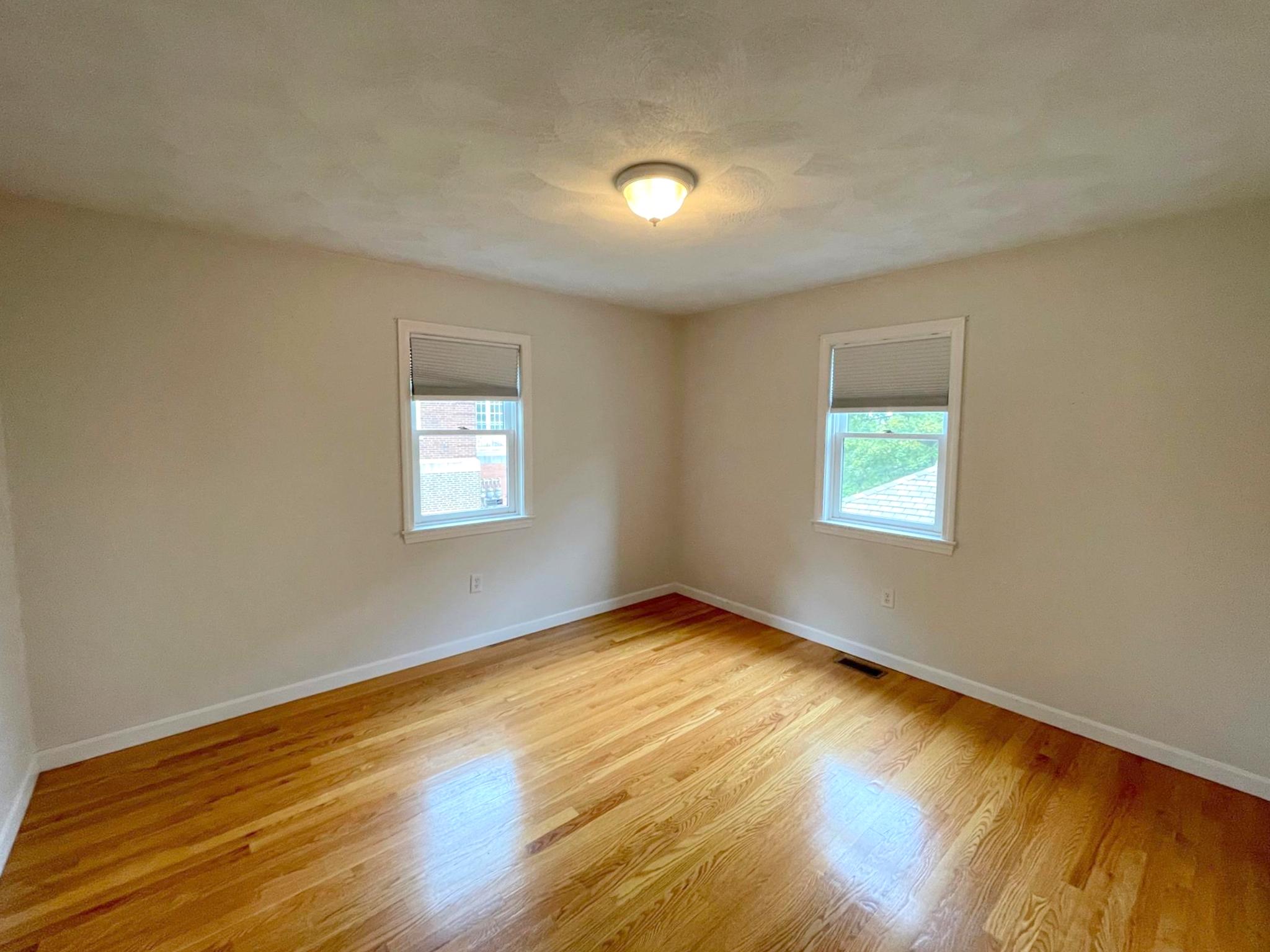 2.5 bed, 1 bath apartment for rent at 5 Capen St Unit 1, Medford — photo 9 of 15