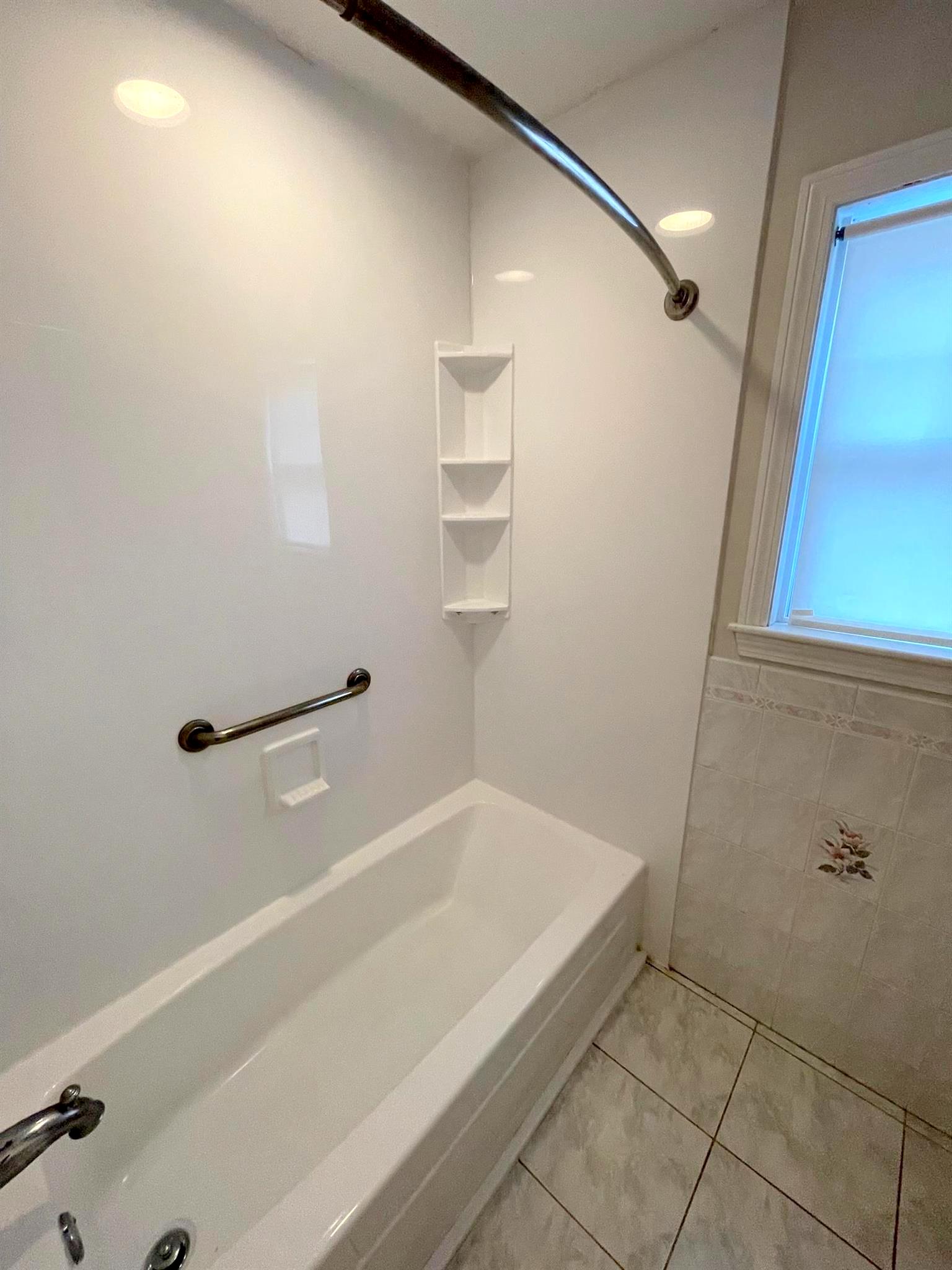 2.5 bed, 1 bath apartment for rent at 5 Capen St Unit 1, Medford — photo 12 of 15