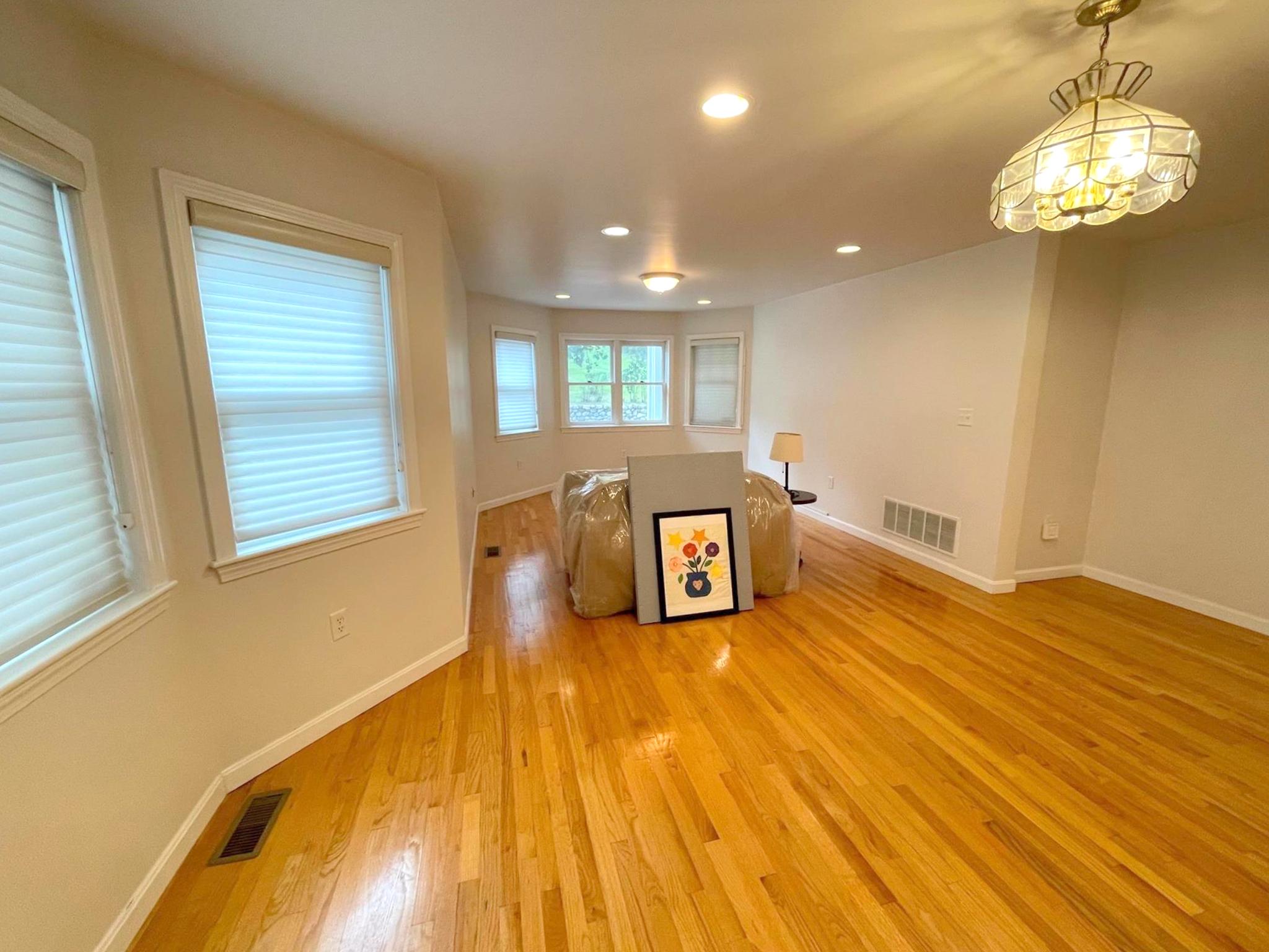 2.5 bed, 1 bath apartment for rent at 5 Capen St Unit 1, Medford — photo 6 of 15