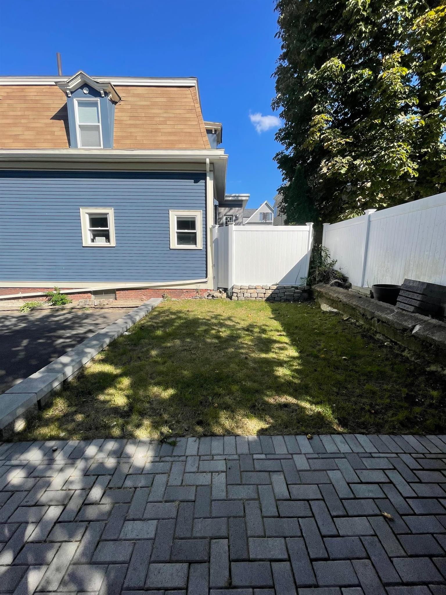 3 bed, 2 bath apartment for rent at 52 Albion St Unit 1, Medford — photo 16 of 21